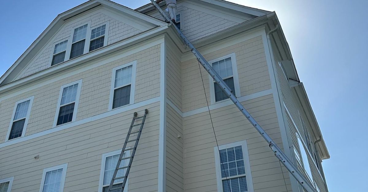 10 Window Trim Colors That Enhance Your Home’s Appearance