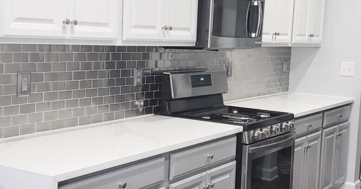 Why You Should Hire a Professional To Refinish Your Cabinets